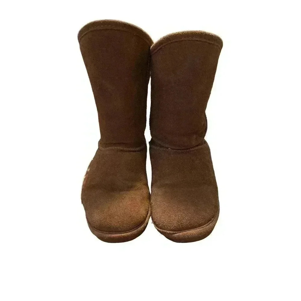 BEARPAW TAN BOOT FOR YOUTH SIZE 5
